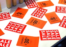 Россияне потратили больше 11,4 млрд рублей на ноябрьских распродажах