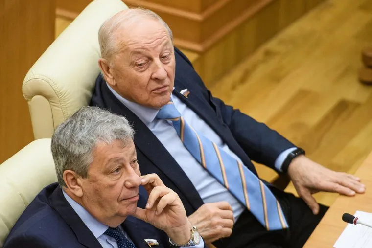 Заседание в заксобрании с полпредом по нацпроектам. Екатеринбург