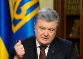 Порошенко выступил с заявлением из-за событий в Керченском проливе