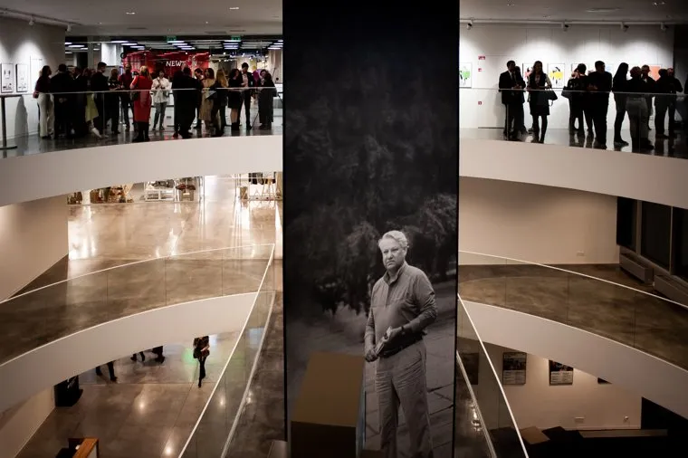 Последний светский визит в Екатеринбург посла Великобритании в России Лори Бристоу и открытие выставки Карла Стимпсона «Музыка»