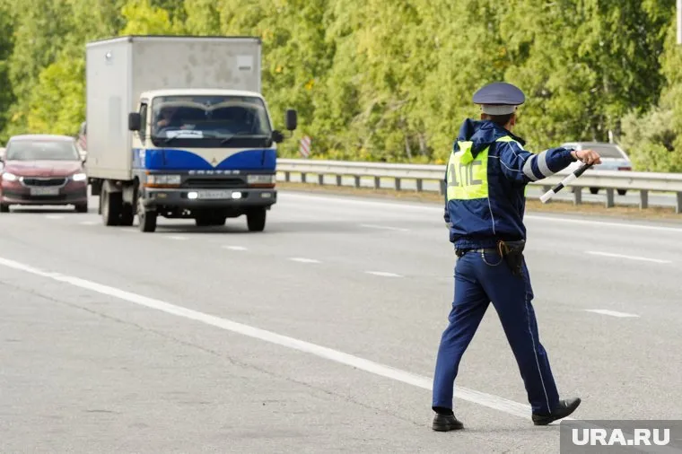 Фура врезалась в группу велосипедистов, среди которых была тюменка