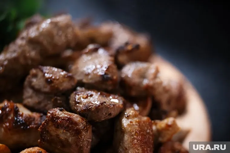 Речь идет о на говядине, свинине, баранине, курином мясе и иных продовольственных товарах, на которые есть повышенный спрос