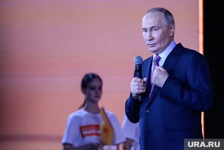 Волонтерское движение доказывает, что Россия — это сплоченная и крепкая семья, подчеркнул президент Владимир Путин