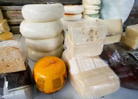 Поток санкционных продуктов в Россию вырос в два раза