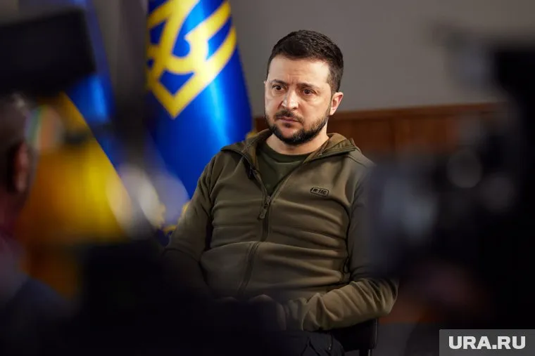 Владимир Зеленский не намерен покидать свой пост во время конфликта с РФ