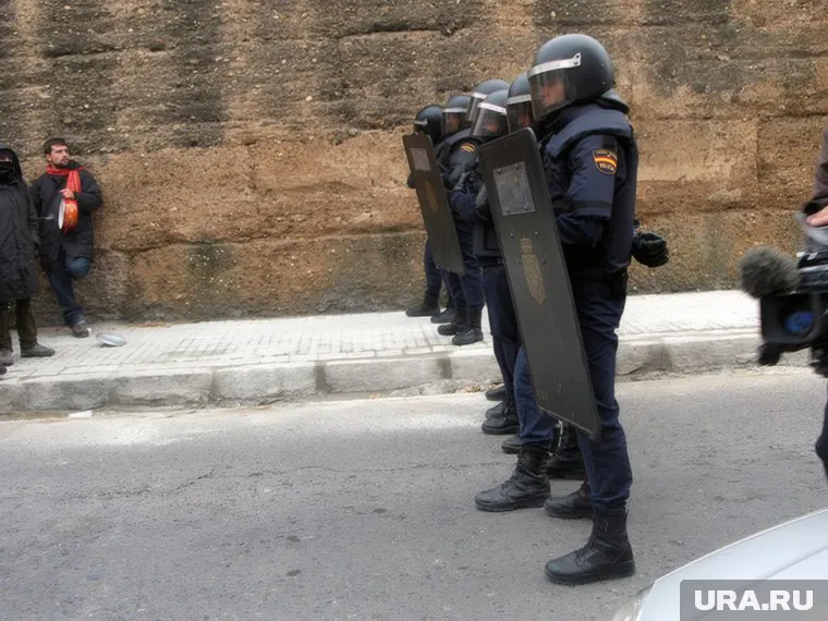 Испанская полиция считает, что нападавших на Портнова было несколько