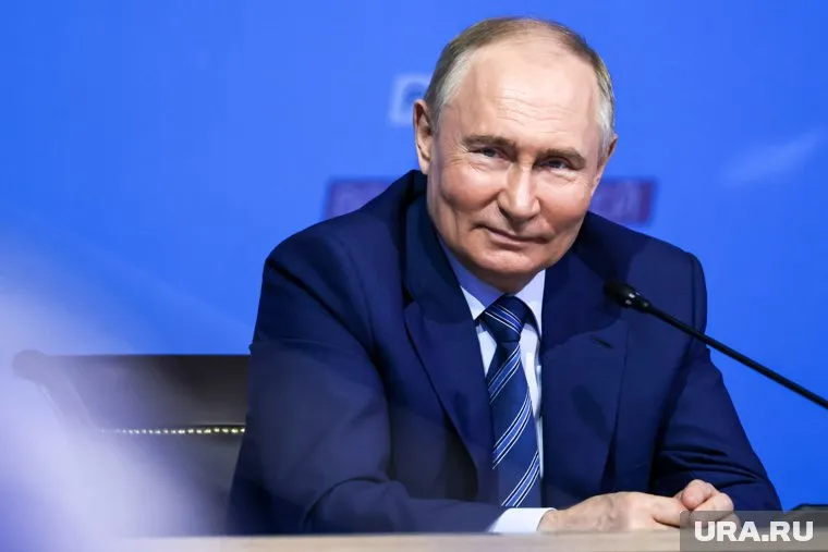 Путин подписал закон о запрете с 1 марта 2025 года продавать несовершеннолетним энергетики