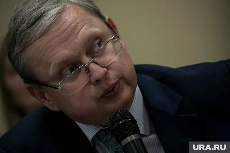 В бюджете хранится 19,5 трлн рублей неиспользованных средств, заявил Михаил Делягин