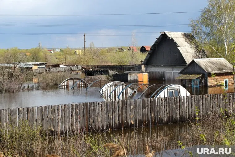 Большая вода уходит с дач Нижневартовска