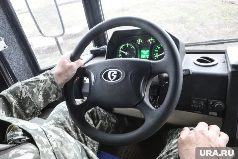 Вездеходы поступили для помощи кочевникам Ямала