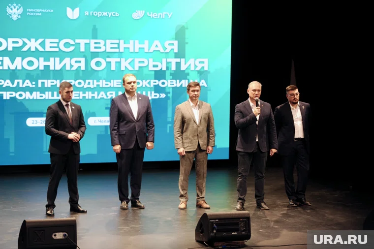 Спикеры обсудили развитие страны