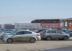 Челябинский завод дешево распродает старый автопарк