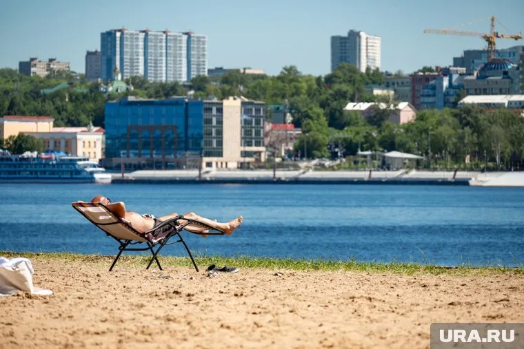 Первый пляж откроется уже этим летом