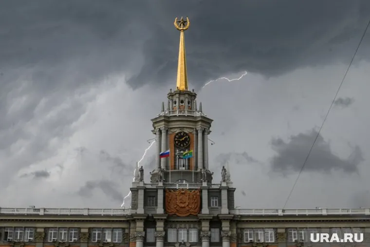 Жителей многих городов региона уже испугал мощный гром и ливень