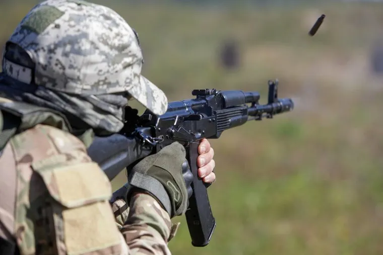 Тренировка добровольцев перед отправкой в Украину. Свердловская область