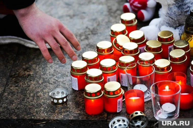 В регионах проходят траурные мероприятия в память о погибших