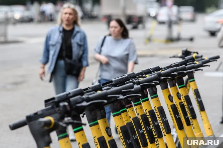 За нарушение правил самокатчики в Челябинске могут получить штраф