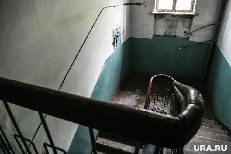 В результате обвала дома пострадали около 20 квартир (архивное фото)