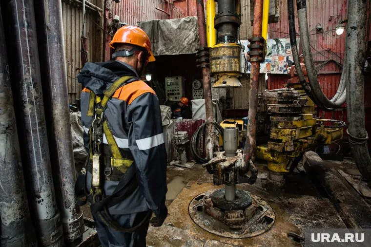 Часть нефтяных месторождений могут закрыть навсегда