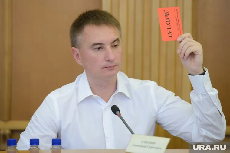 Конфликт разгорелся во время регистрации Александра Смолина