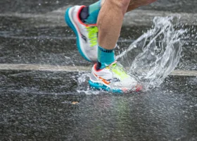 Куда тюменцам пожаловаться на лужи