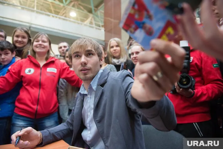 Двойники Антона Шипулина уже найдены