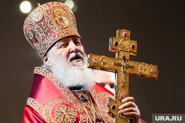 Патриарх Кирилл считает, что добросовестная работа священников способна радикально изменить отношения в семьях