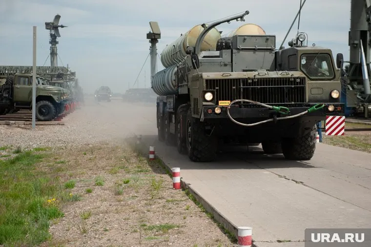 Колонну военных могли намеренно заманить на мины