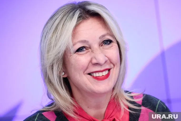 Мария Захарова всегда выглядит эффектно