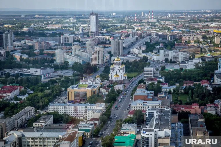 Многие горожане не решаются попросить прибавку к зарплате