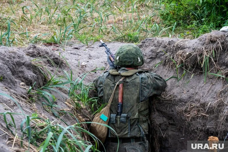 Бойцы полка «Апостол» заняли те же позиции в окопах, что и военные в 1941 году