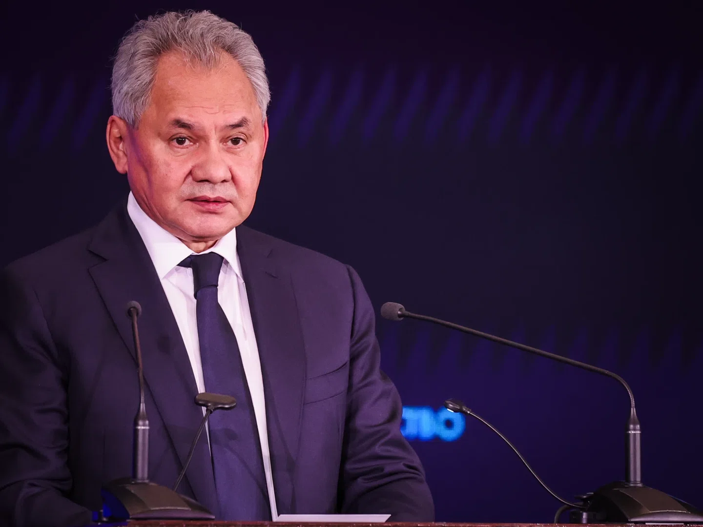 Сергей Шойгу на совещании в Екатеринбурге