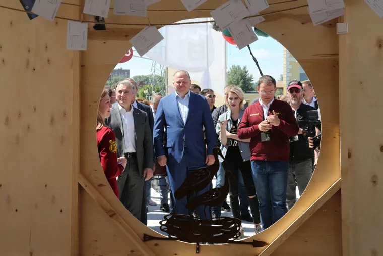 Визит Николая Цуканова и Александра Моора на форум  «?Утро»?. Тюмень