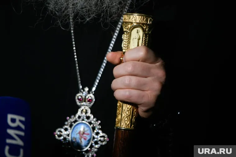 Военные священники впервые привезли Благодатный огонь на фронт СВО