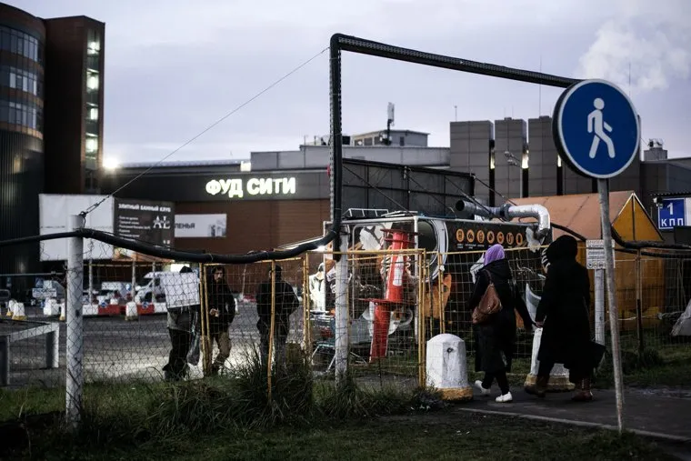 Испанские кварталы и нелегальный молельный дом в СНТ "Гавриково-1". Москва