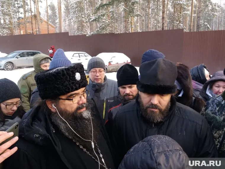 Представители епархии пытались договориться со сторонниками Сергия