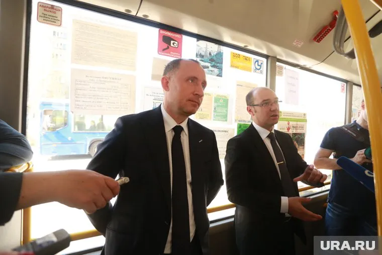 Вместо Дмитрия Попова с журналистами пообщался его заместитель Владимир Базаров