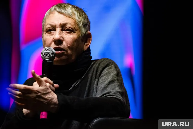 Людмила Улицкая ранее заявила, что отправляет деньги ВСУ