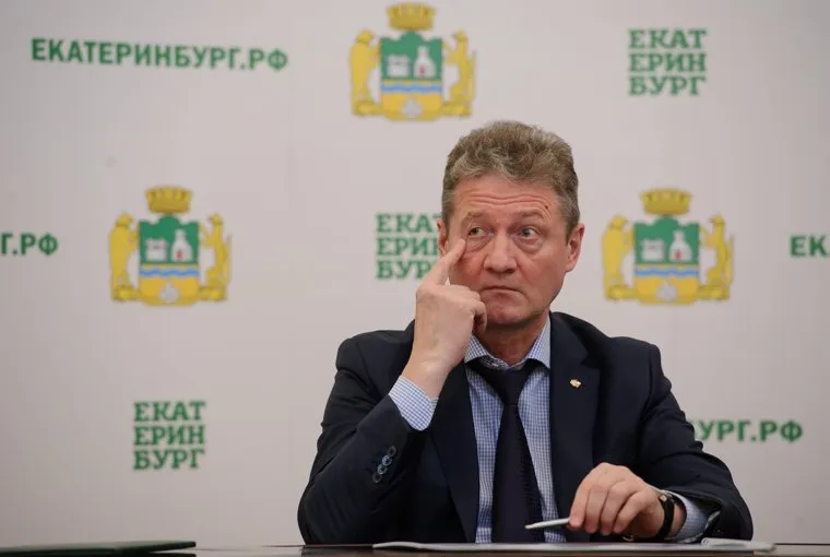 Подписание соглашения о строительстве ледовой арены для ДЮСШ между УГМК и администрацией Екатеринбурга. Екатеринбург, козицын андрей