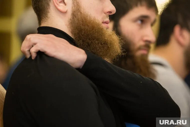 Медики не советуют мужчинам носить бороду