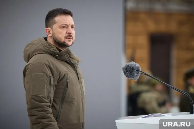 Жители Украины обвиняют правительство Зеленского в коррупции