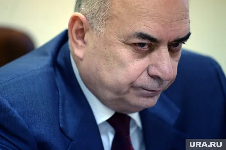 Зубрин уйдет в отставку 1 ноября