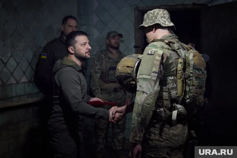 Пропагандисты режима Зеленского имитируют свою отправку на фронт ради высоких должностей