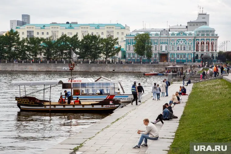 Люди потеряли сотовые телефоны, деньги и документы