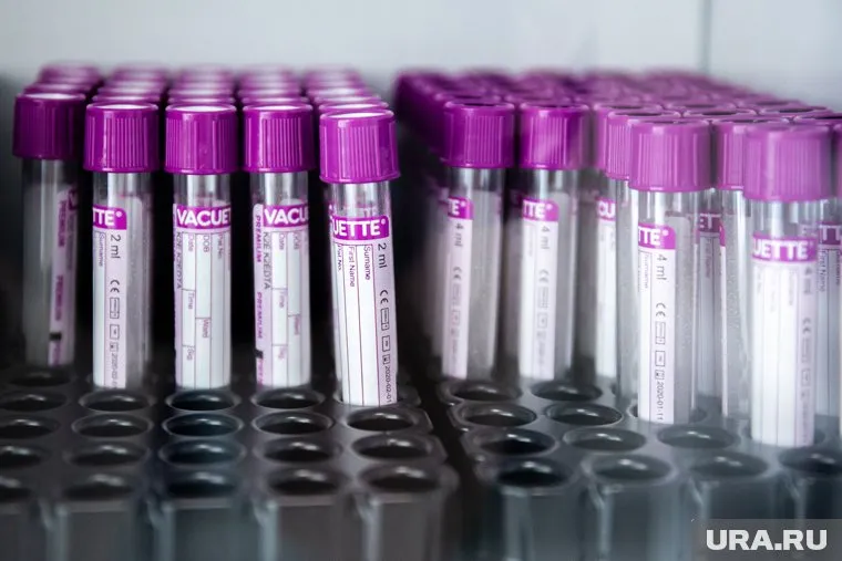 С начала пандемии коронавирусом заболели 707 тюменцев