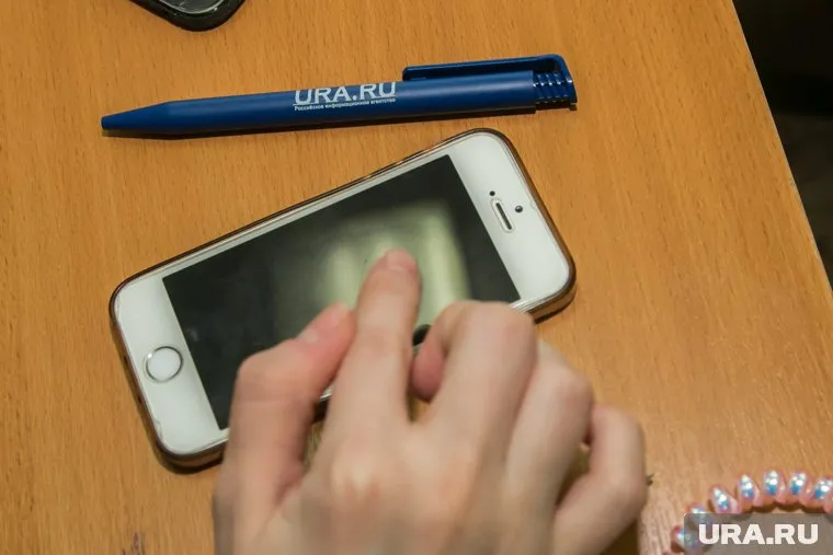 Если человек обеспокоен сбором своих личных данных, геолокацию на смартфоне имеет смысл отключить