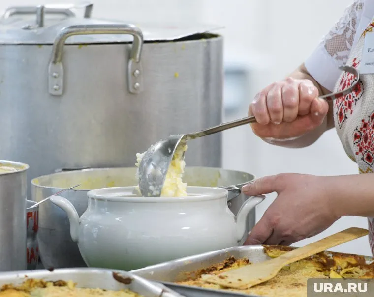 Манная каша богата витаминам группы B, E и PP (архивное фото)