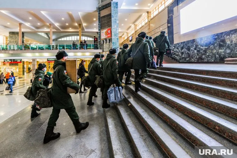 На службу отправились 72 ямальца