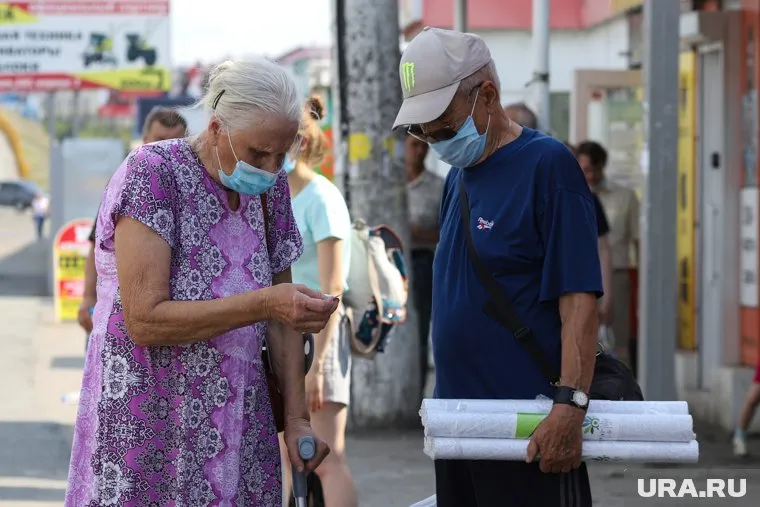 В регионе продолжает действовать масочный режим, и отмена его в ближайшее время не предвидится