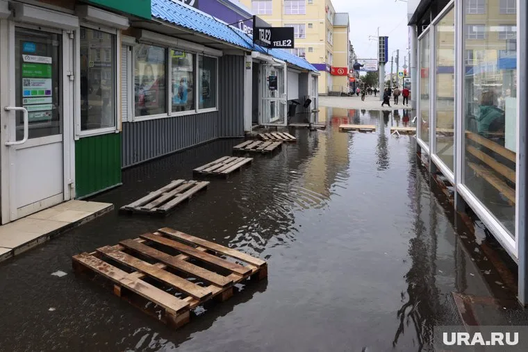 На реках ХМАО круглосуточном режиме отслеживается ситуация с паводком